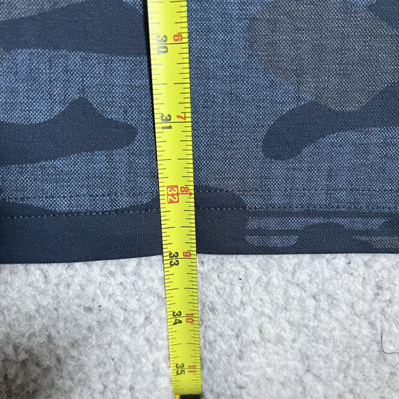 Travis Mathew Polo Shirt Mens 3XL Blue Camo Performance Golf Logo Stretch - Picture 8 of 9